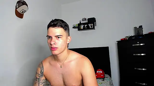 Snapshot of jacob_firexx chatting on January 22, 1:21 pm jacob firexx online show from January 22, 1:21 pm