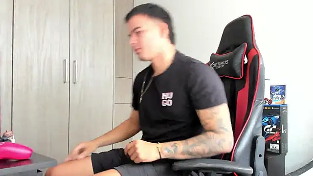 Snapshot of jacob_firexx chatting on November 1, 1:59 pm jacob firexx online show from November 1, 1:59 pm