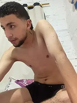 ever10183 online show from April 24, 4:26 am