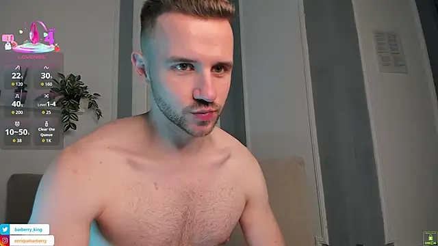 EnriqueBarberry online show from October 19, 5:34 am