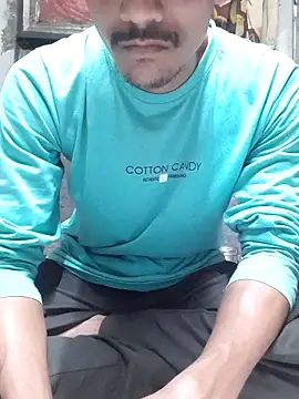 Snapshot of Burhade-- chatting on October 20, 10:24 pm Burhade-- online show from October 20, 10:24 pm