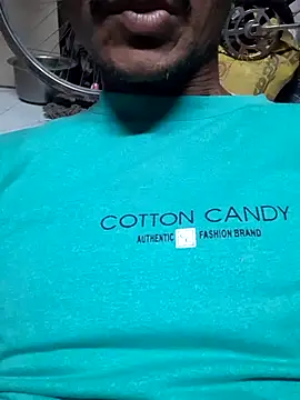 Snapshot of Burhade-- chatting on October 18, 10:04 pm Burhade-- online show from October 18, 10:04 pm