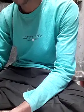 Snapshot of Burhade-- chatting on October 17, 9:41 pm Burhade-- online show from October 17, 9:41 pm