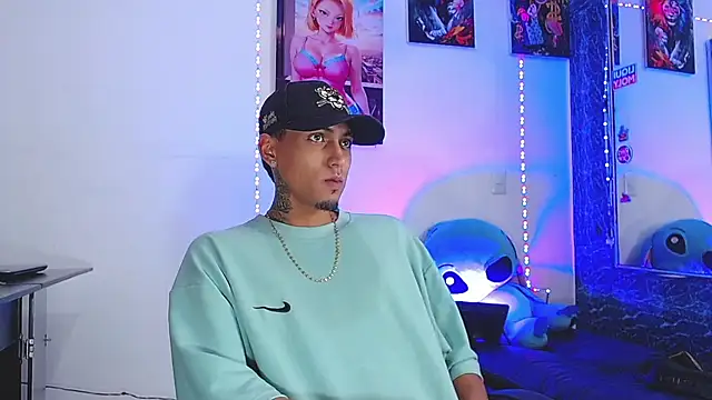 Liam lee online show from November 12, 5:29 pm