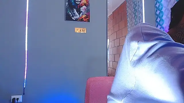 Liam lee online show from April 28, 9:19 pm