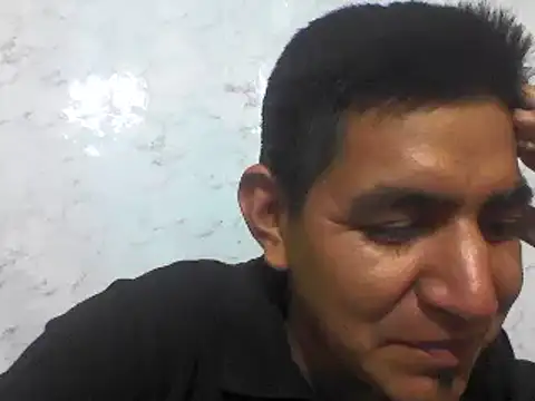 latino17 online show from January 13, 5:44 am