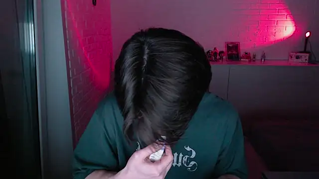 MarkusDean online show from March 27, 5:58 pm