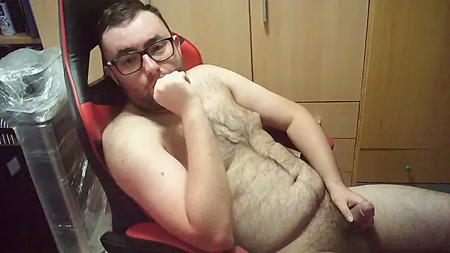 Snapshot of Javier_bear chatting on November 1, 10:08 am Javier bear online show from November 1, 10:08 am