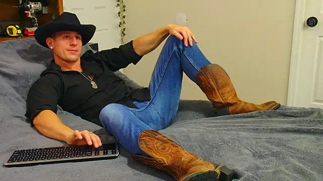 zack Fisher online show from December 19, 3:14 am