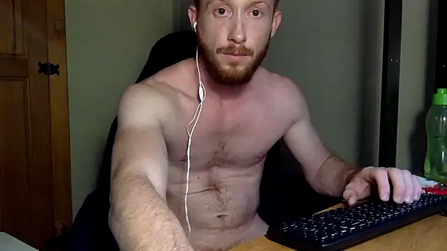 Snapshot of Smoker_Ginger chatting on October 16, 6:16 pm Smoker Ginger online show from October 16, 6:16 pm