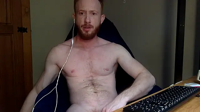 Snapshot of Smoker_Ginger chatting on September 28, 1:53 pm Smoker Ginger online show from September 28, 1:53 pm