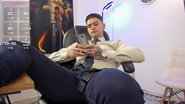 Nicolas Fellener online show from October 28, 5:54 am