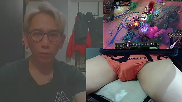 UndreamtM online show from January 18, 2:30 pm