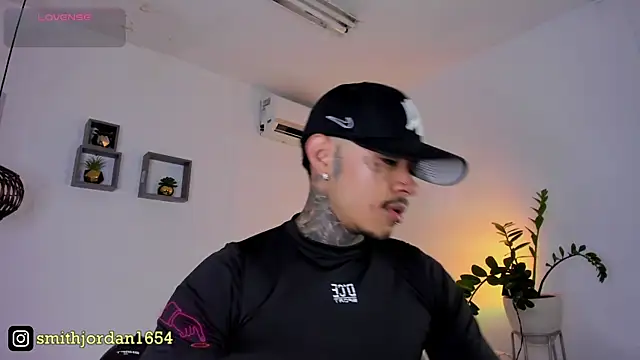 JordanSmiith  online show from February 27, 7:58 pm