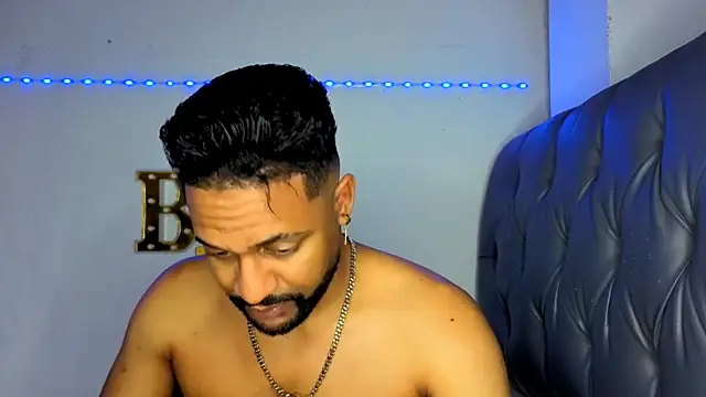 bbcblackhot34 online show from May 1, 3:54 am