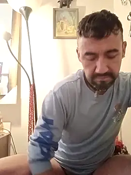 prettyboi6992 online show from March 12, 7:43 pm