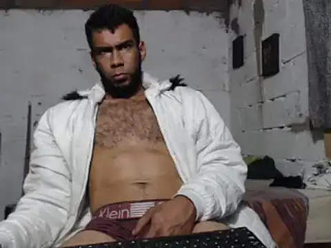 Snapshot of erik_alexander chatting on January 27, 5:58 am erik alexander online show from January 27, 5:58 am