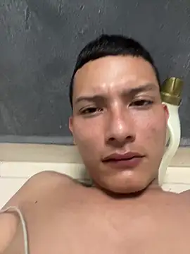 YojanHot23 online show from February 8, 2:39 am