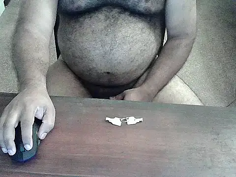 loveguy123 online show from April 12, 7:15 pm