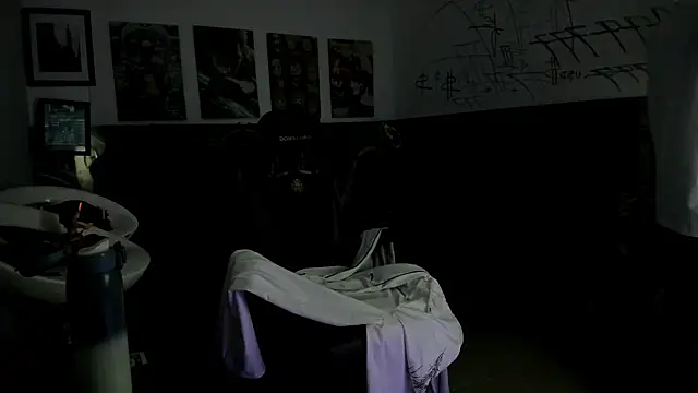 Snapshot of Sisoyalejo420 chatting on October 26, 11:29 pm Sisoyalejo420 online show from October 26, 11:29 pm