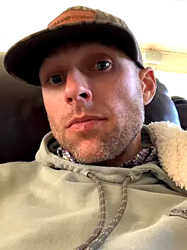 jeffyisabell online show from December 7, 2:35 pm