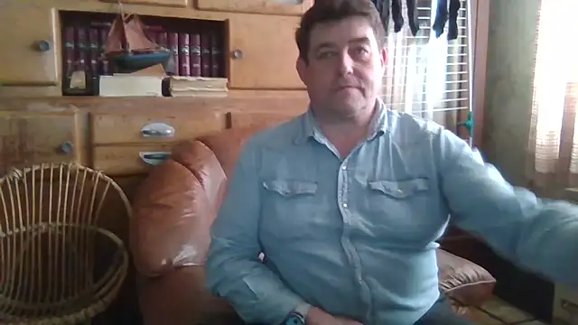 Snapshot of sympatrique chatting on January 27, 11:54 am sympatrique online show from January 27, 11:54 am