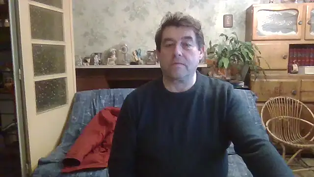 Snapshot of sympatrique chatting on December 7, 4:03 pm sympatrique online show from December 7, 4:03 pm