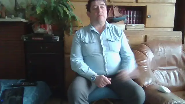 Snapshot of sympatrique chatting on February 12, 12:12 pm sympatrique online show from February 12, 12:12 pm