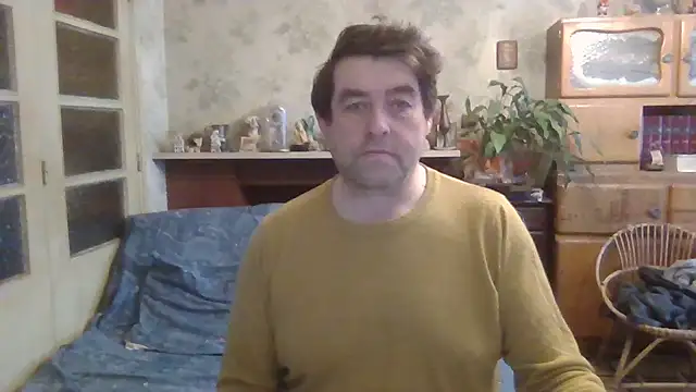Snapshot of sympatrique chatting on December 29, 10:01 am sympatrique online show from December 29, 10:01 am