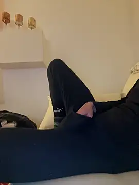 Frank22xx online show from March 29, 7:14 pm