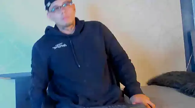 Snapshot of NoahhBrown chatting on January 18, 3:13 am NoahhBrown online show from January 18, 3:13 am