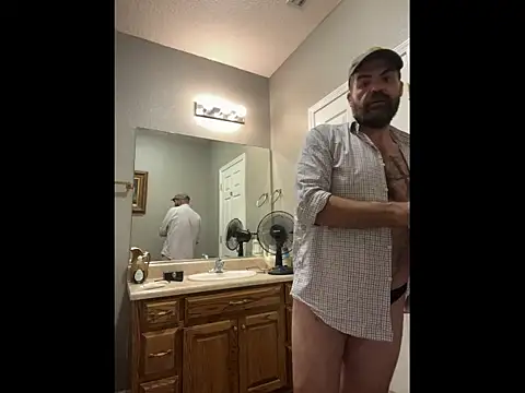 Onesieboy4daddys online show from June 9, 1:29 am