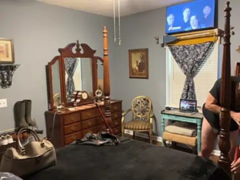 Onesieboy4daddys online show from June 15, 10:24 pm