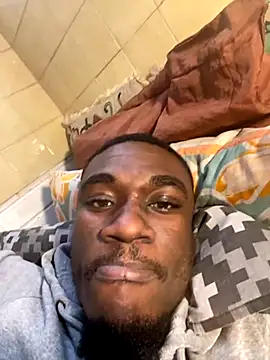 Snapshot of Pinepool21 chatting on October 26, 12:51 pm Pinepool21 online show from October 26, 12:51 pm