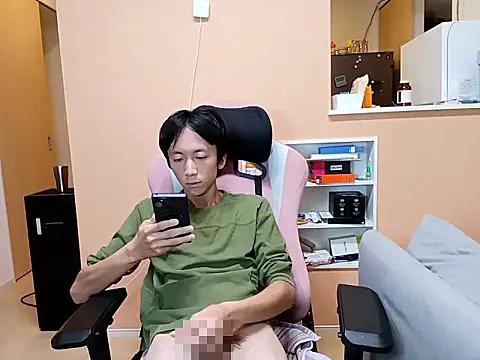 freeeeeessssss111 online show from October 20, 6:39 am