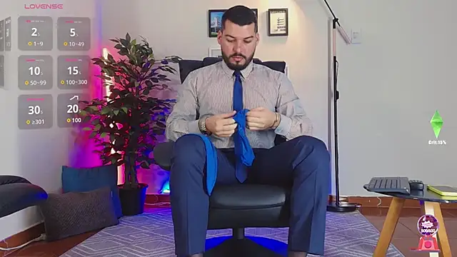 Snapshot of HenryBenso chatting on September 24, 5:11 pm HenryBenso online show from September 24, 5:11 pm