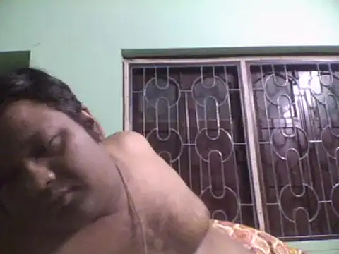 Snapshot of ssamit0808 chatting on February 15, 9:06 pm ssamit0808 online show from February 15, 9:06 pm