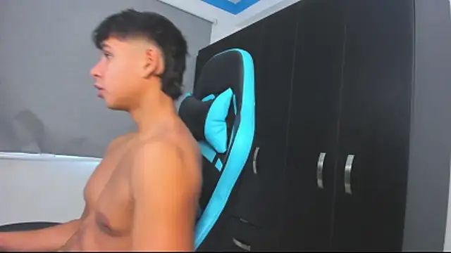 Bray Kevin online show from October 26, 6:21 pm