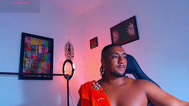 yosoy enzo2020 online show from May 12, 3:15 am