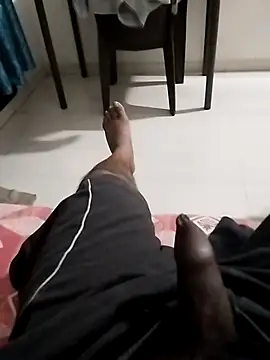 findmemylove online show from October 16, 6:49 pm