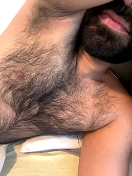 Snapshot of cubgay4u chatting on September 14, 11:45 am cubgay4u online show from September 14, 11:45 am