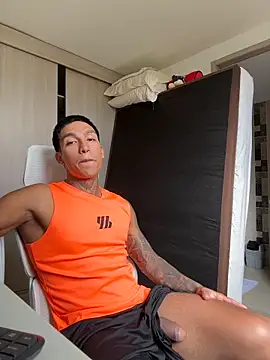 sendfer online show from March 28, 7:14 pm