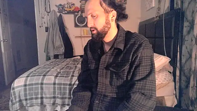 BobbyQ29 online show from April 3, 10:01 am