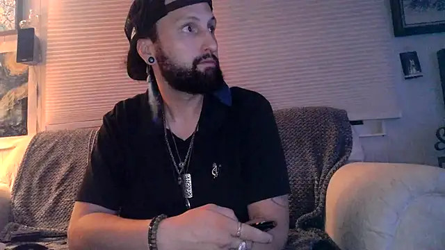 BobbyQ29 online show from May 1, 2:59 am