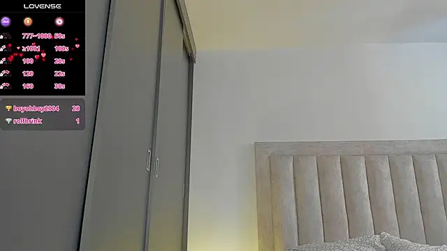 Snapshot of JulianRose_1 chatting on September 26, 1:42 pm JulianRose 1 online show from September 26, 1:42 pm