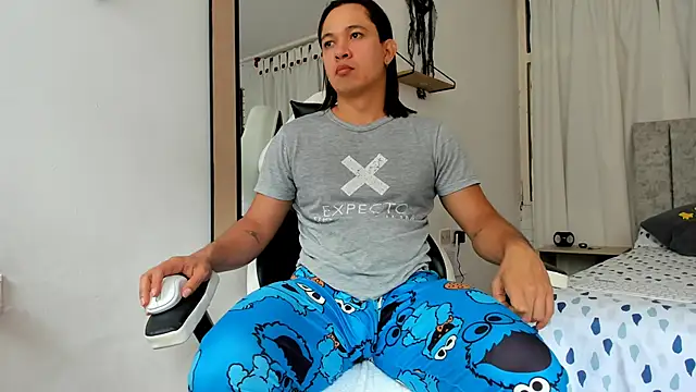 Valerioe online show from November 1, 3:49 pm