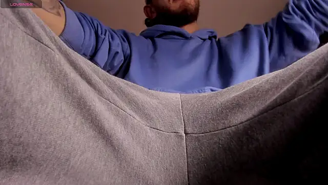 s sven03 online show from April 21, 12:13 am