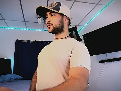 Sebas-hott online show from December 16, 11:01 pm