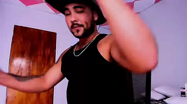 Snapshot of Sebas-hott chatting on January 19, 7:57 am Sebas-hott online show from January 19, 7:57 am