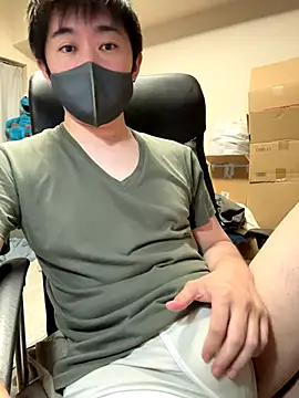 Snapshot of kentyken chatting on September 9, 2:05 pm kentyken online show from September 9, 2:05 pm